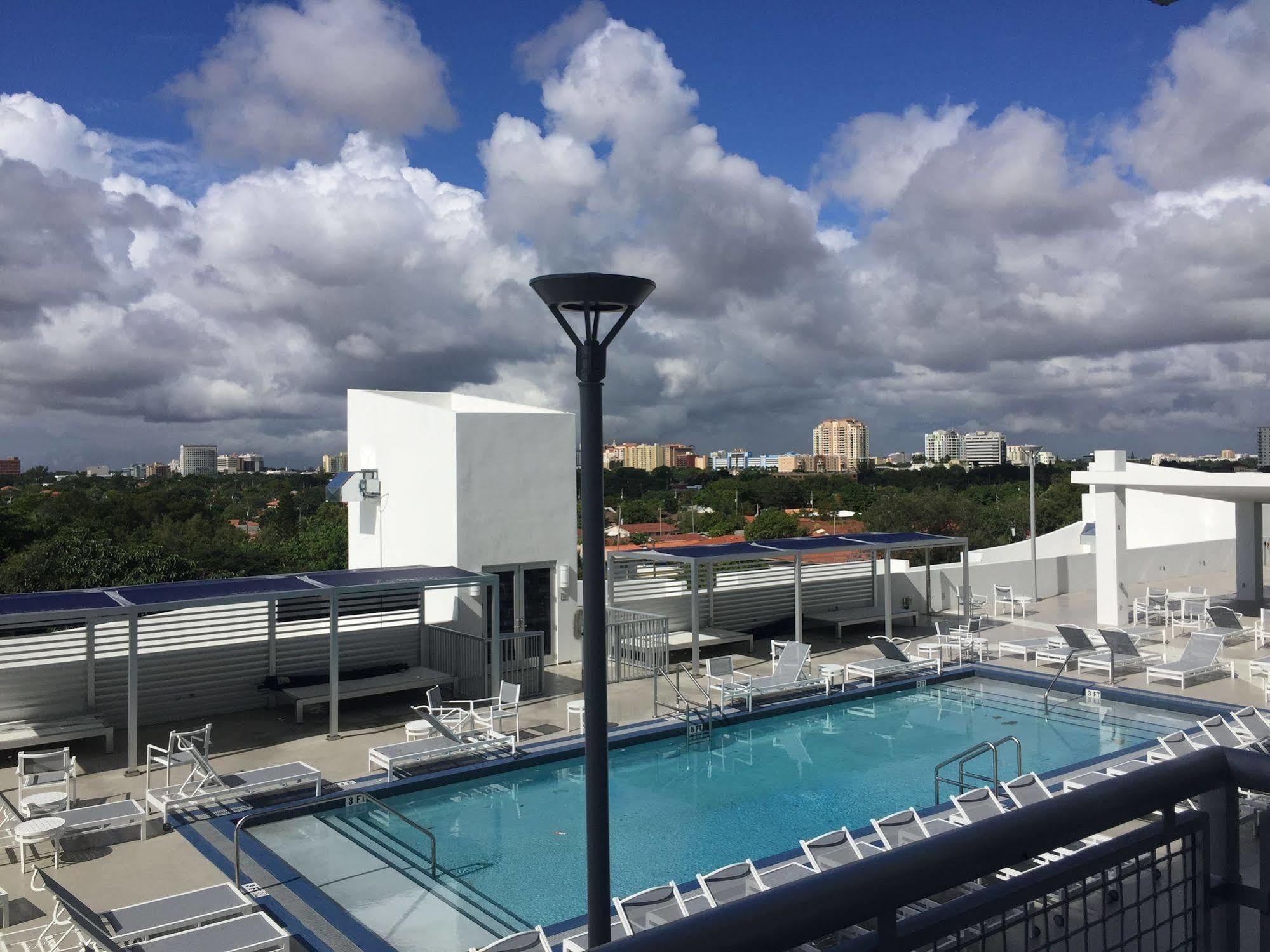 Pelicanstay In Coconut Grove Miami Coral Gables Exterior photo
