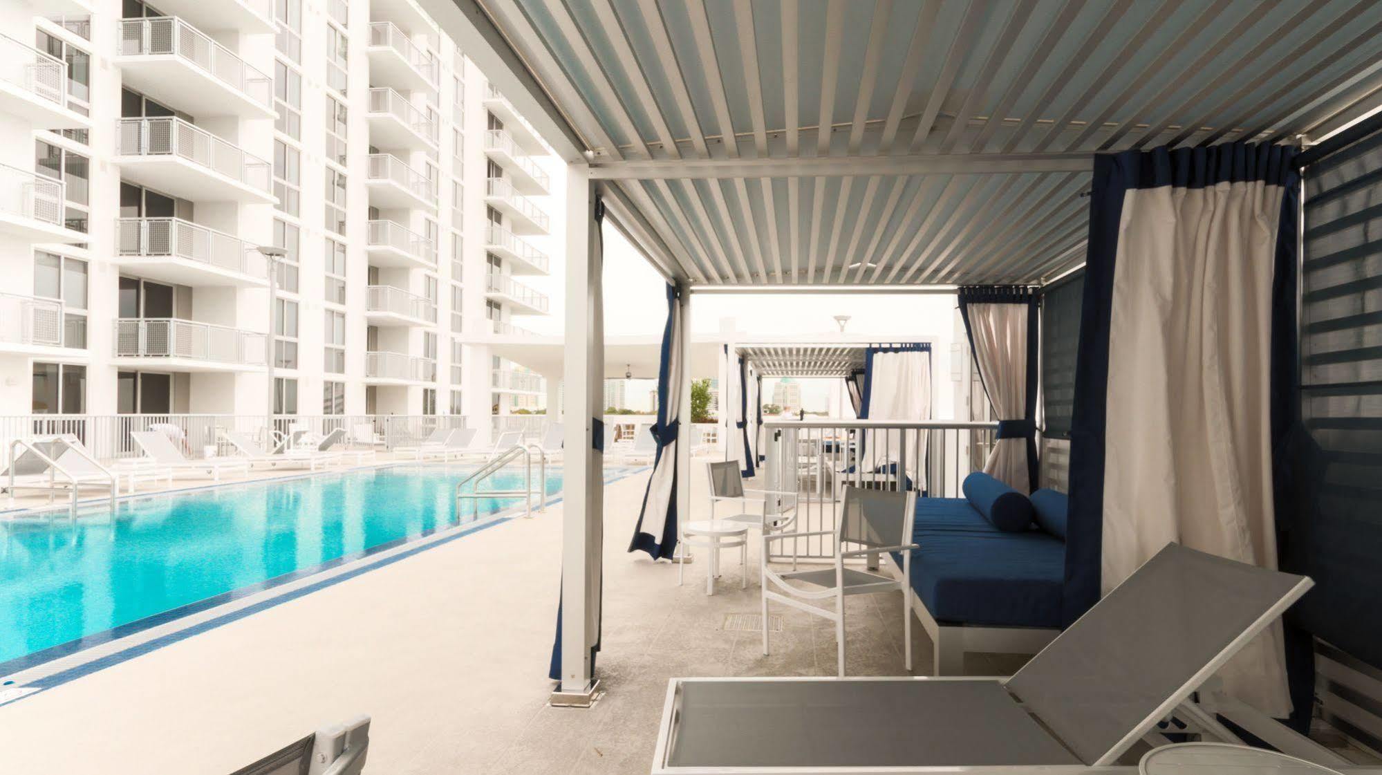 Pelicanstay In Coconut Grove Miami Coral Gables Exterior photo