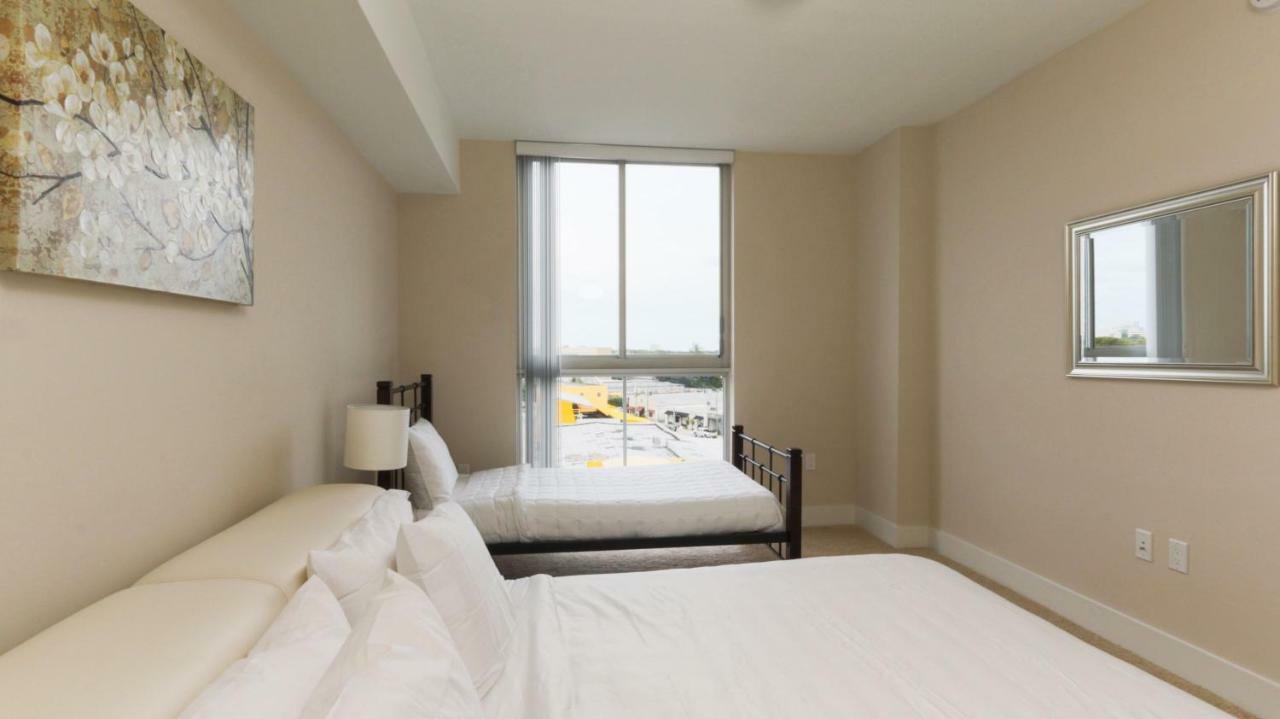 Pelicanstay In Coconut Grove Miami Coral Gables Exterior photo